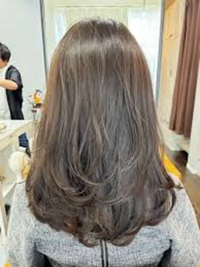 セミロング カラー PEAR+L/ 小林優斗のヘアスタイル