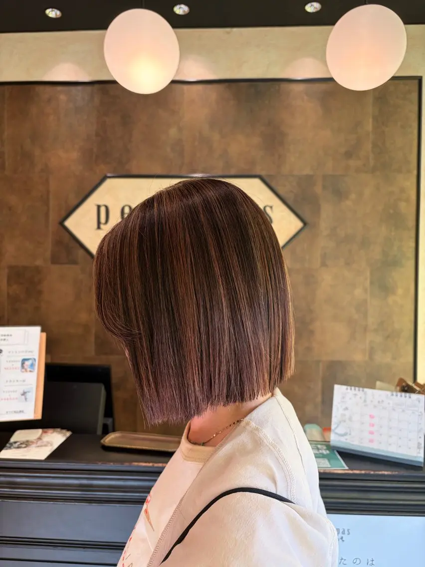 ショート ハイライト ヘアカラー 野上 麗のヘアスタイル