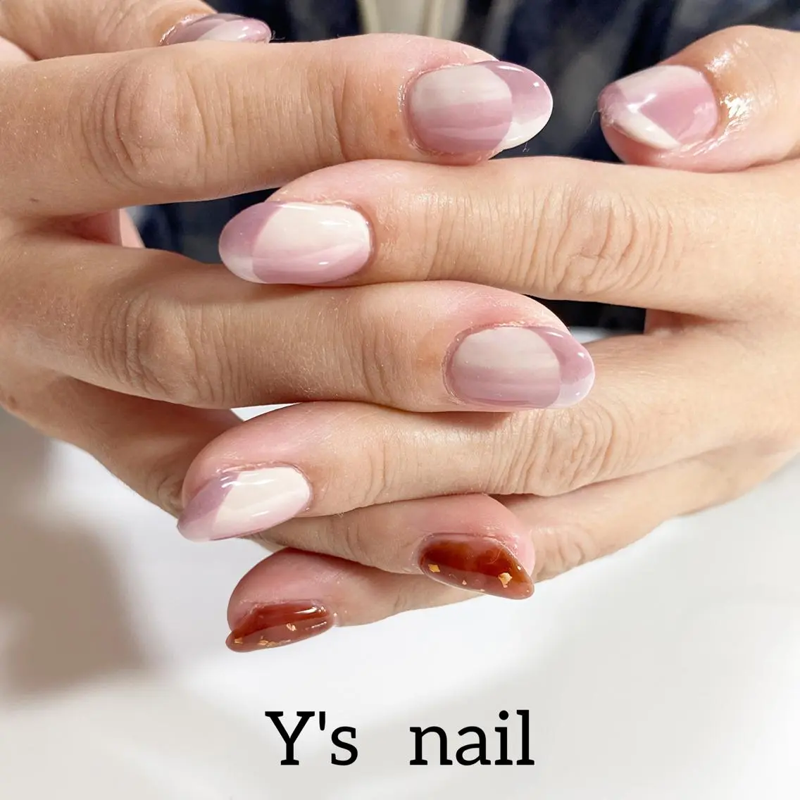 ネイル フレンチネイル オンブレフレンチ 手書きが得意🖌️ Y’s  nailのネイルデザイン