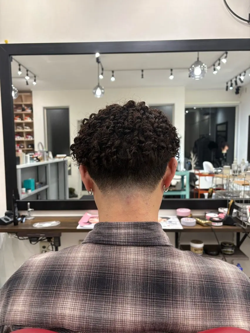ショート パーマ メンズ カット パーマ 本間 颯太のヘアスタイル