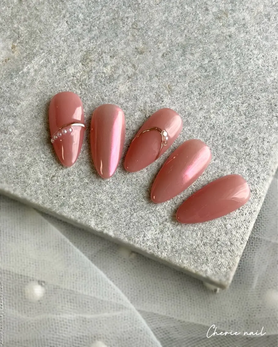 ネイル ジェルネイル ミラーネイル ニュアンスネイル オフィスネイル ピンク ハンドネイル Cherienail yunaのネイルデザイン