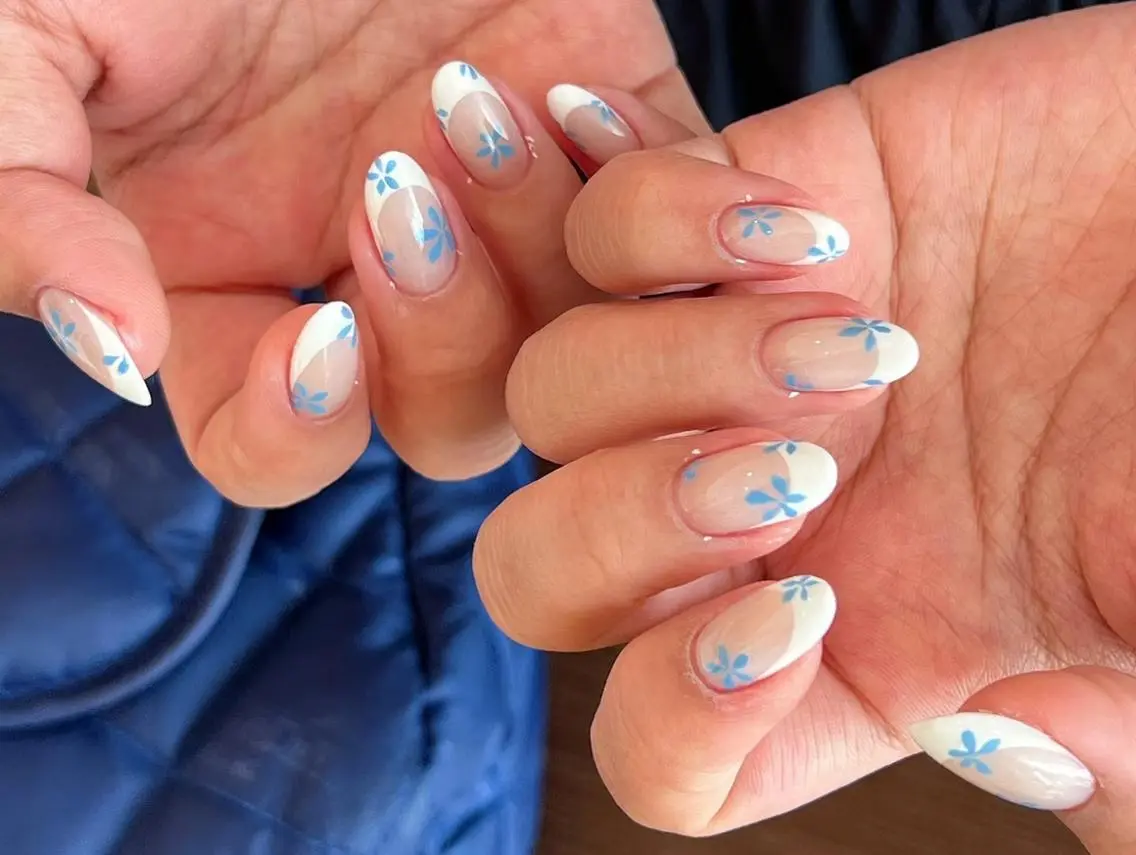 ネイル ハンドネイル ハンドケア 🍑 momo_nailのネイルデザイン