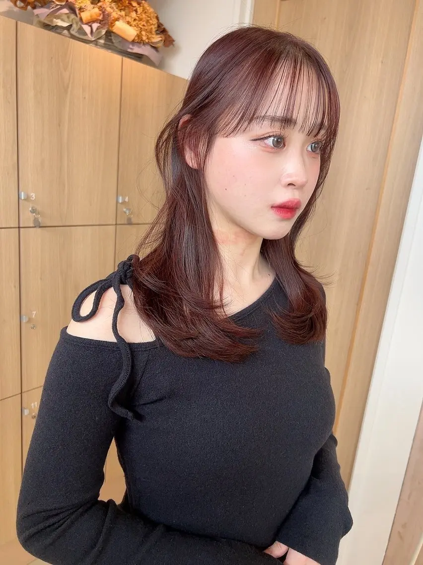 ロング カット ヘアカラー トリートメント vince. moekoのヘアスタイル