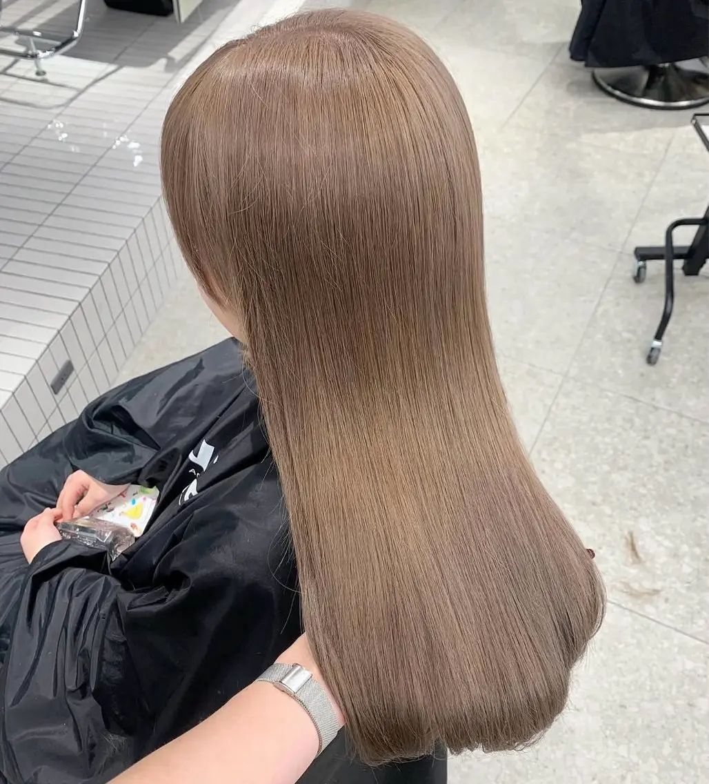 【ミニモ限定🎀】黒髪卒業！！ハイブリーチカラー(ブリーチ2回)＋トリートメント（ケアブリーチ）🫧の写真
