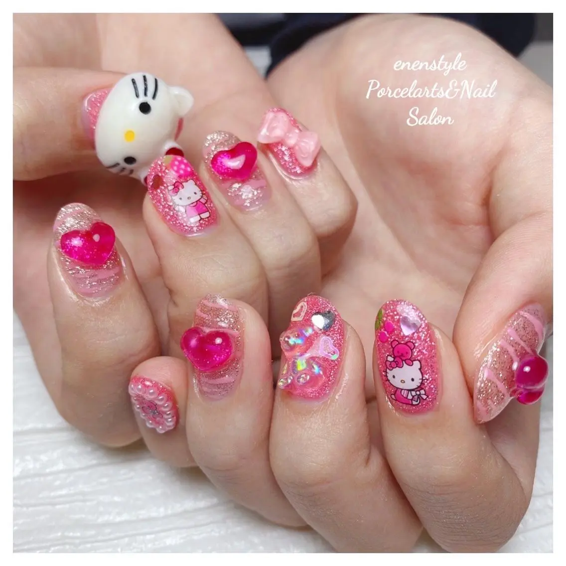 ミディアム ネイル ハンドネイル 🐾enen style 🐾のネイルデザイン