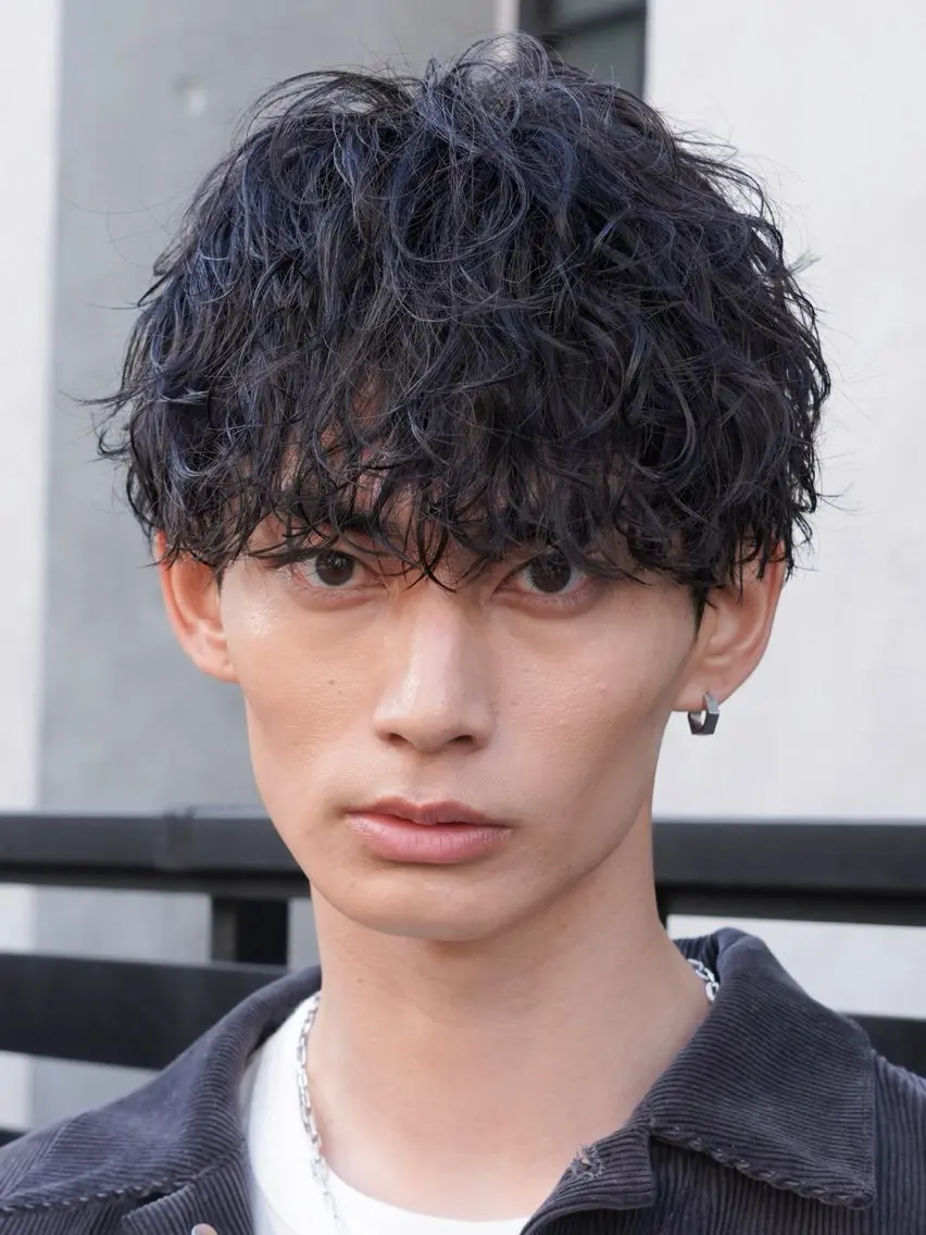メンズ フェザーパーマ マッシュ メンズパーマ 学生（メンズ向け） メンズツイストパーマ fifth/原宿/ カットモデル/カズのヘアスタイル