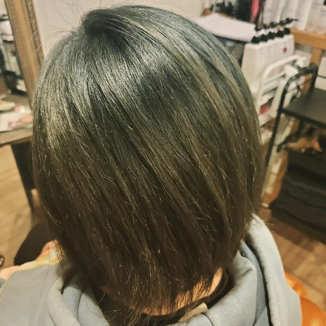 ショート カラー アディクシーカラー ブリーチ 外国人風カラー トリートメント 酸熱トリートメント ヘアカラー spa hair ark 富井直美のヘアスタイル