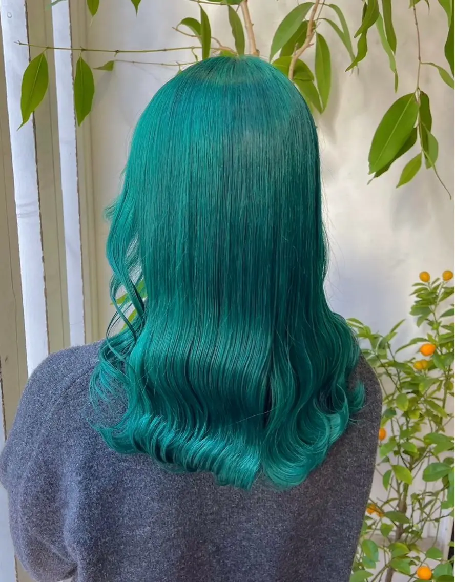 ロング カラー ヘアカラー トリートメント UNBLEACH ブリーチカラーのヘアスタイル