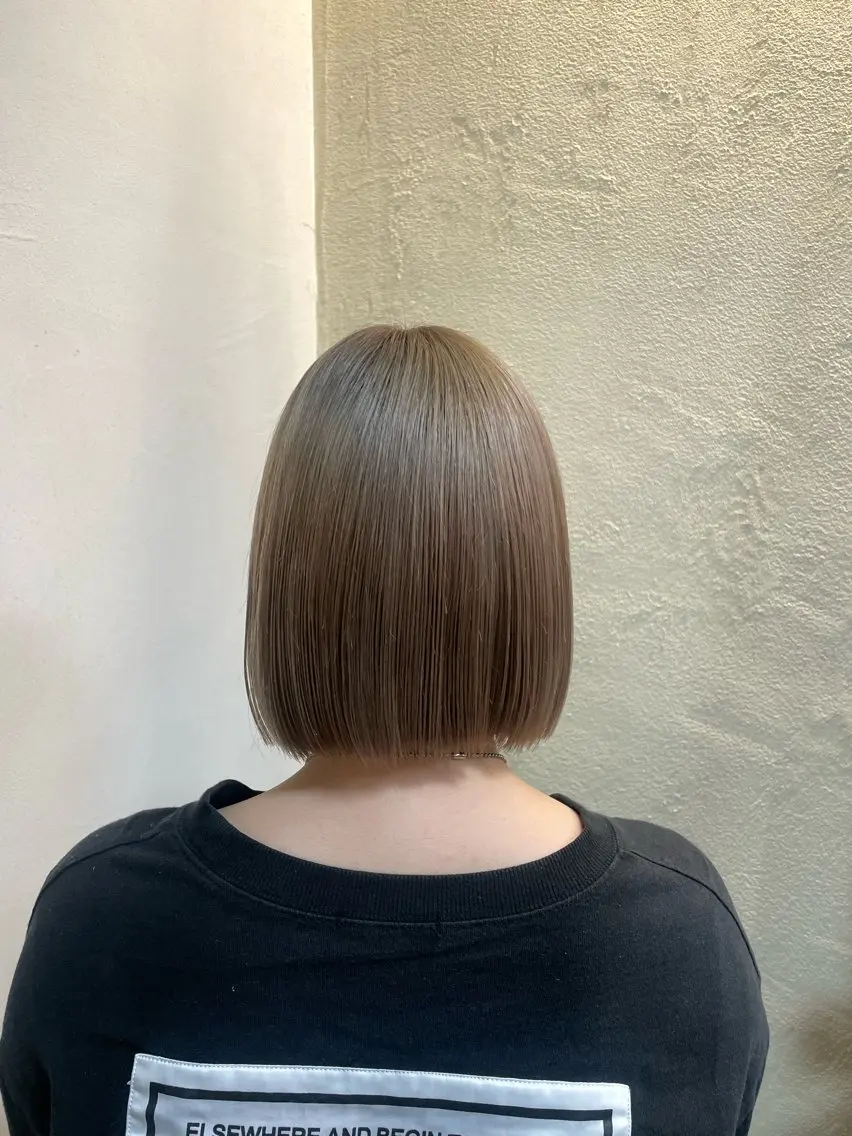 ショート ボブ カット 大庭 萌瑚のヘアスタイル