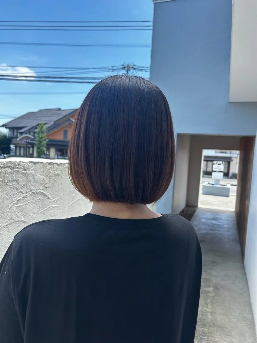 ショート ボブ 小顔カット 末廣 結音のヘアスタイル