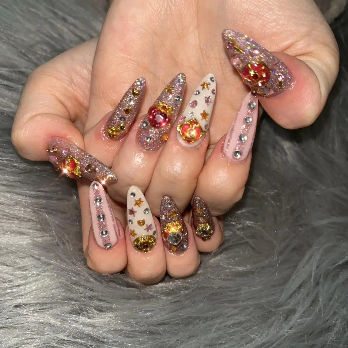 ロング ネイル ハンドネイル yukina nailのネイルデザイン