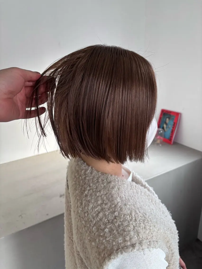 ショート カラー ベージュカラー ブリーチ ショコラベージュ カット ヘアカラー Takuma Suzuki中目黒のヘアスタイル