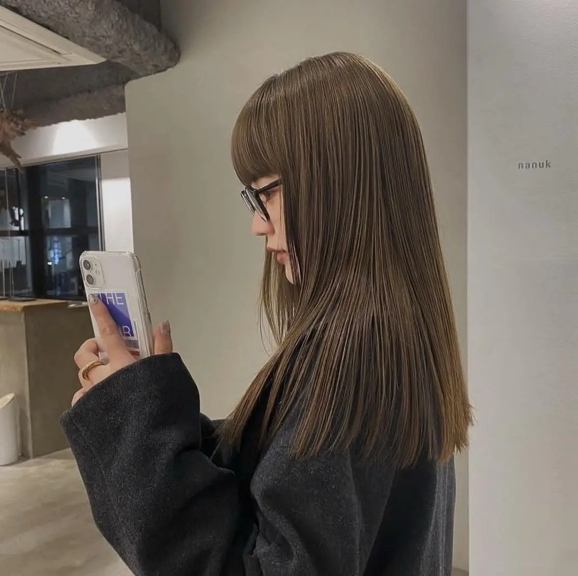 ミディアム ヘアカラー 透明感ブラウン🍪 ヒナノのヘアスタイル