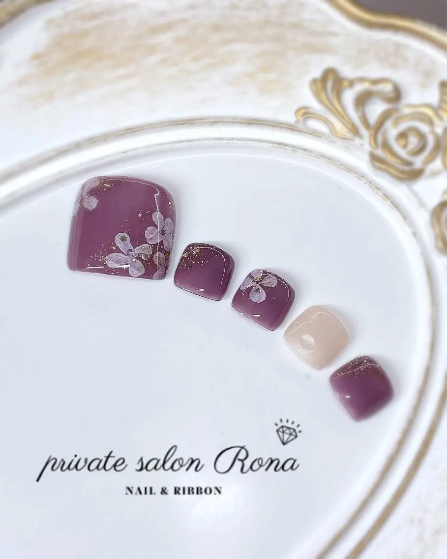 ネイル フラワーネイル フットネイル パープル フットネイル nail salon Ronaのネイルデザイン