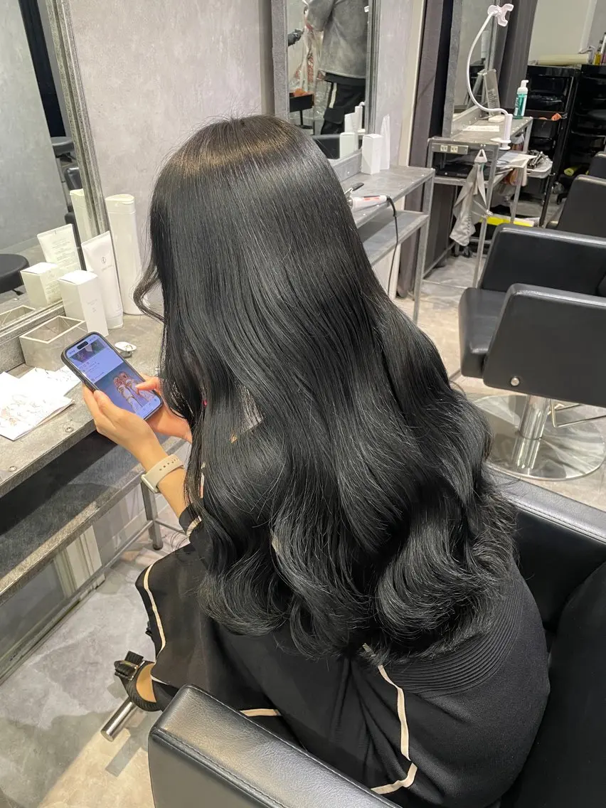 ロング ヘアカラー トリートメント 透明感カラー🇰🇷 レイヤー✨桑原　研太のヘアスタイル