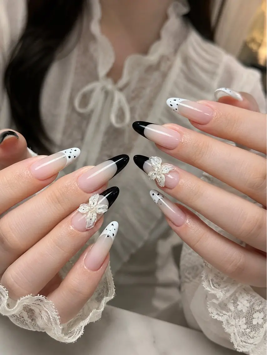 ネイル フレンチネイル ジェルネイル 韓国ネイル マグネットネイル 持ち込み ハンドネイル Royal Nail-RINAのネイルデザイン