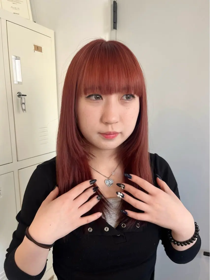 カラー FERIA池田 神原萌花のヘアスタイル