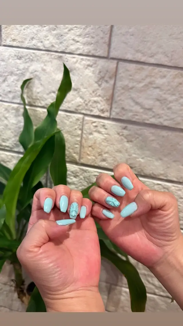 ミディアム ハンドネイル essornail_ arinのネイルデザイン