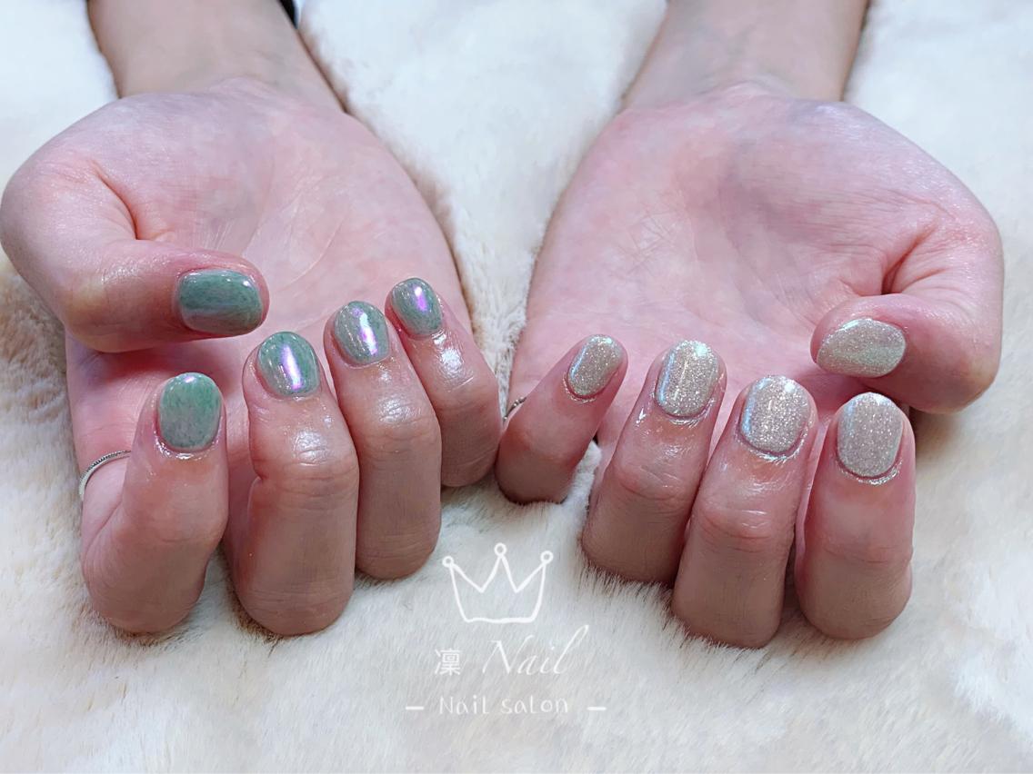 ショート カラー ネイル Le’a NailSalonのネイルデザイン