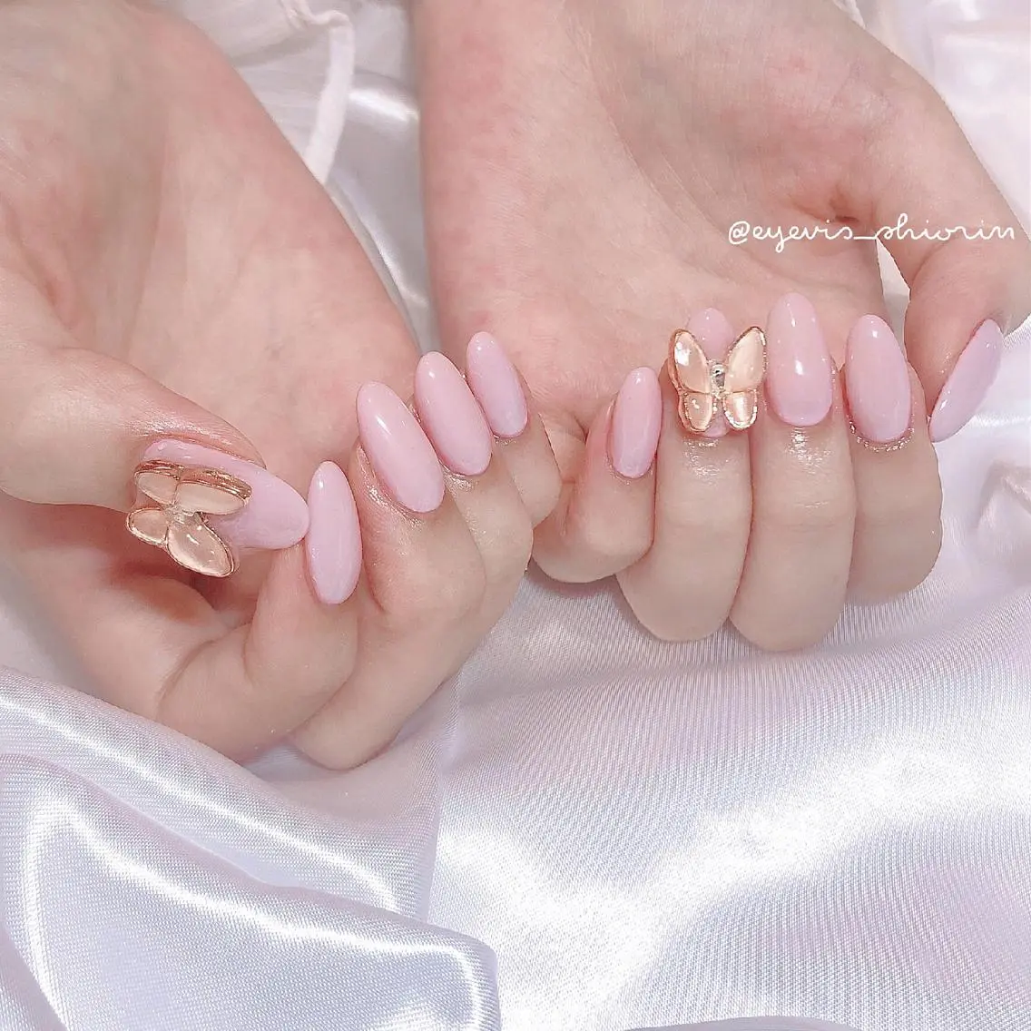 ネイル ROWnail Shioneのネイルデザイン