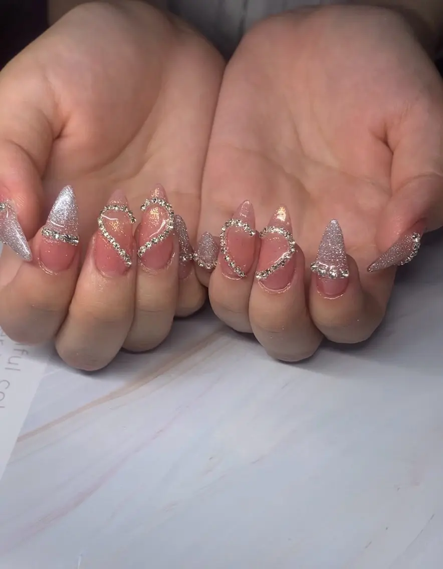 ネイル フレンチネイル ジェルネイル 韓国ネイル マグネットネイル マグネットフレンチ akina nailsのネイルデザイン