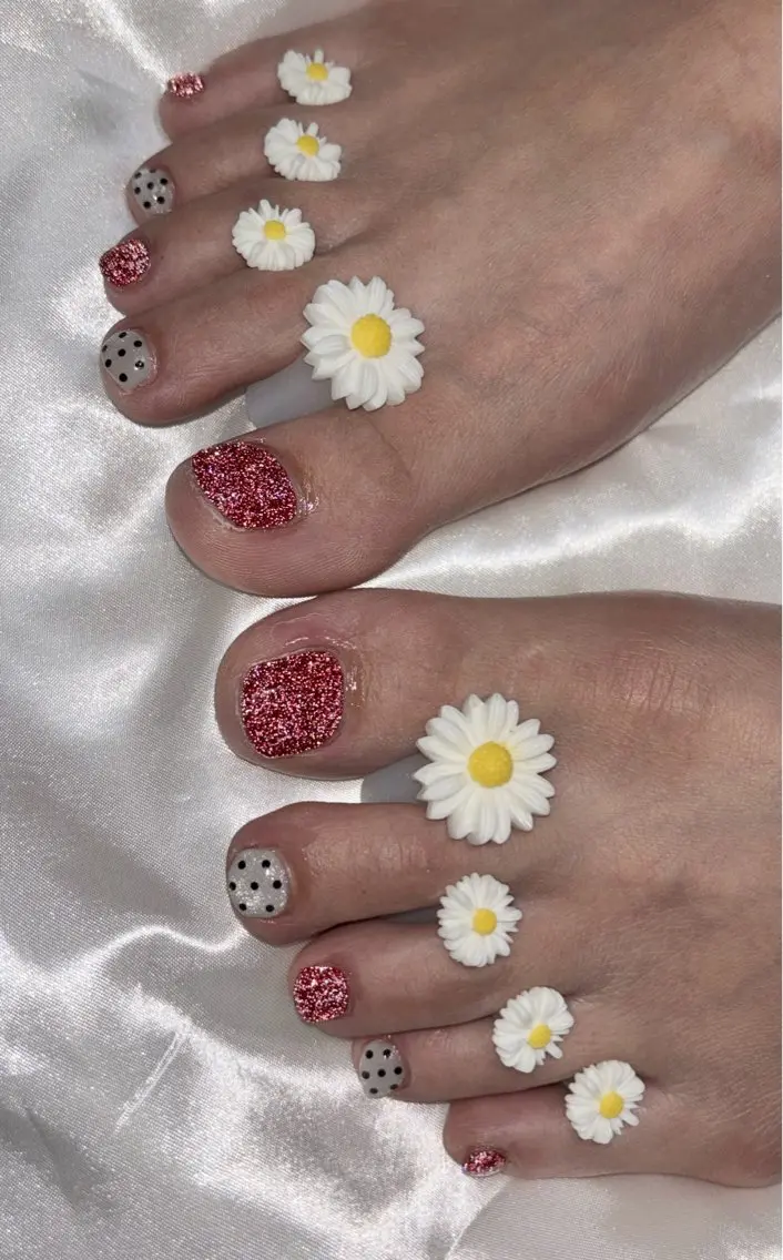 ネイル フットネイル Y's nailのネイルデザイン