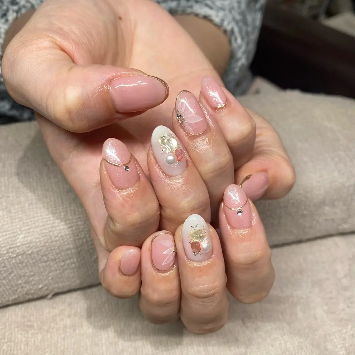 ネイル アートネイル フットネイル グラデーション ラメ(グリッター) ラメグラデーション ハンドネイル nail今村 澪奈のネイルデザイン