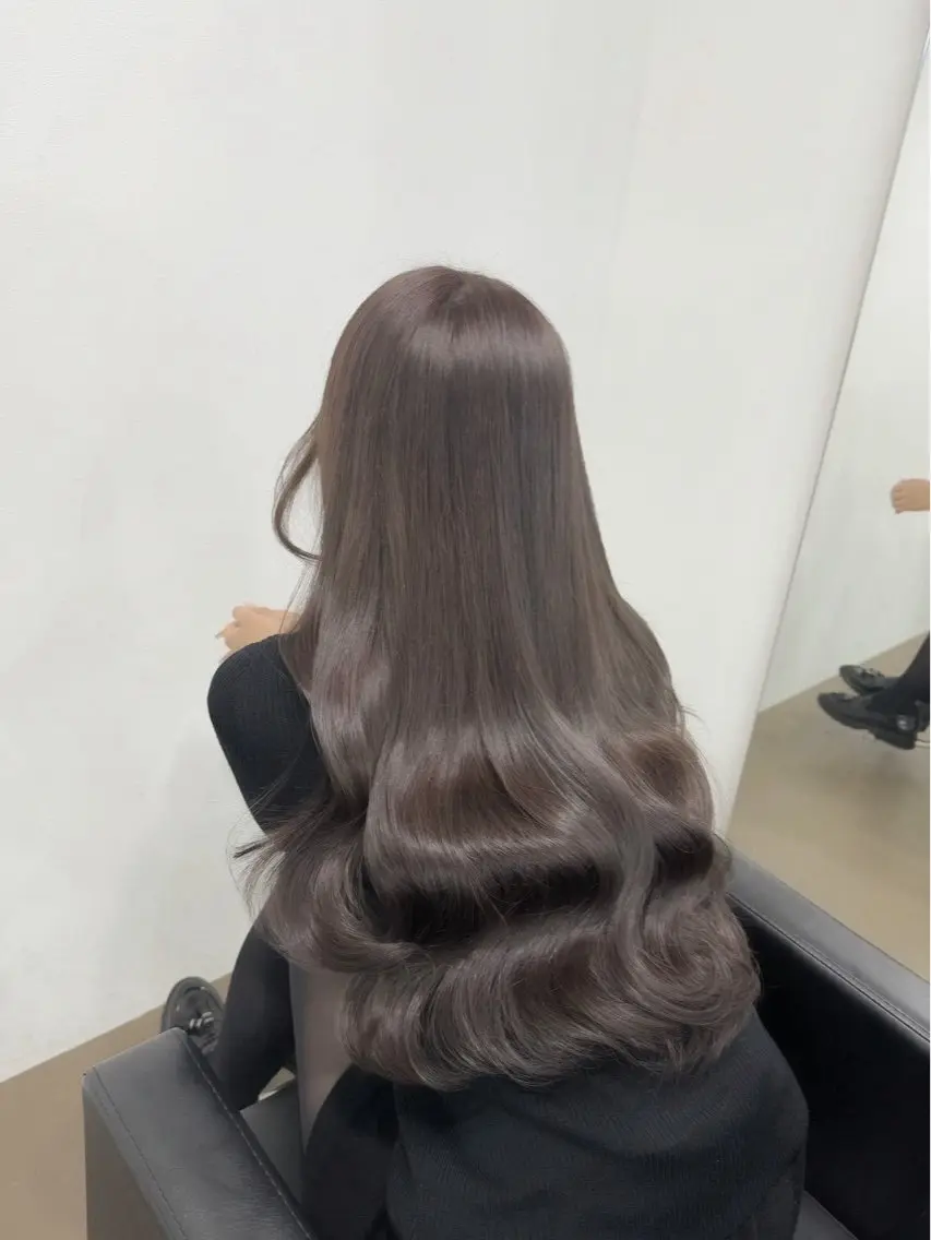 ロング カラー ブリーチ グレージュ ブリーチなしカラー ヘアカラー トリートメント 若命燿史／レイヤー 縮毛矯正/髪質改善のヘアスタイル