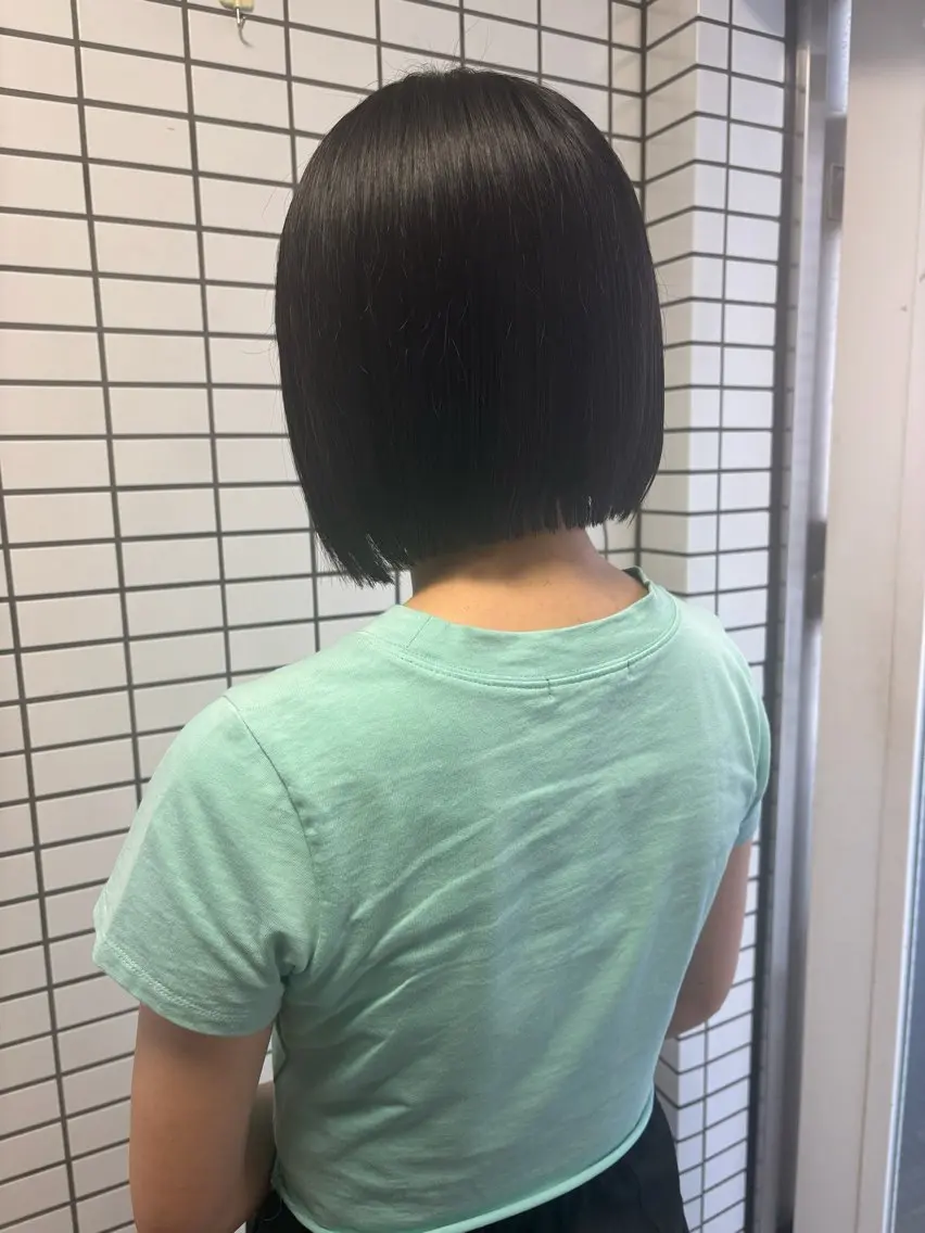 ブリーチ透明感カラー /レイヤー👗しずかのヘアスタイル