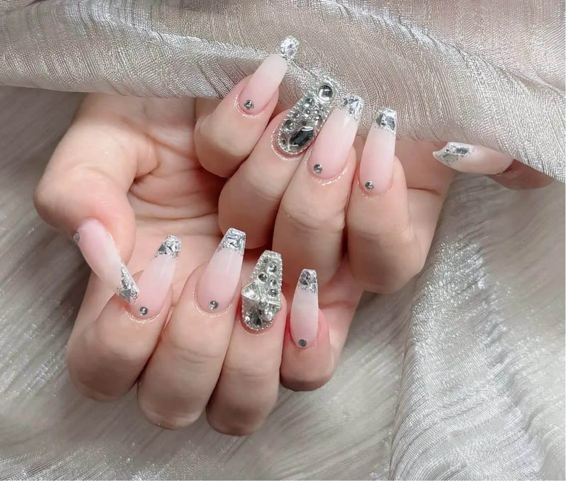 ネイル チークネイル 長さ出し フラッシュネイル フレンチネイル グラデーション ハンドネイル Lenie Nail Salonのネイルデザイン