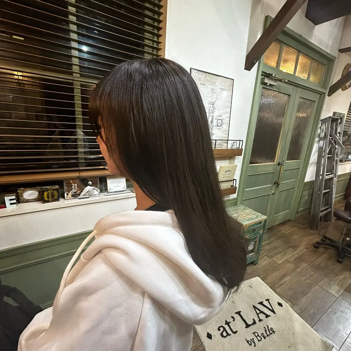 カラー 小森田 果怜 カラー、縮毛矯正のヘアスタイル