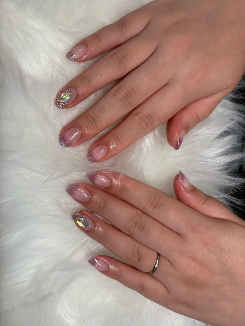 ネイル クリアネイル グラデーション ラメ(グリッター) ラメグラデーション ハンドネイル Nailsalon Dahliaのネイルデザイン