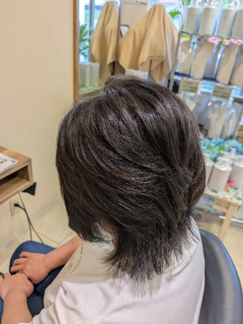 ミディアム ボブ 外ハネヘア 塚原 友紀子のヘアスタイル