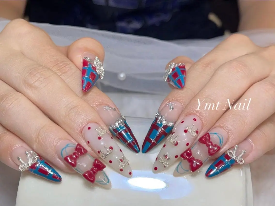 ネイル ハンドネイル YMT__ Nailsのネイルデザイン
