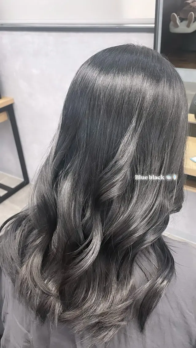 セミロング カラー 透明感カラー ヘアカラー 🪡 KIMU🪡🎀のヘアスタイル