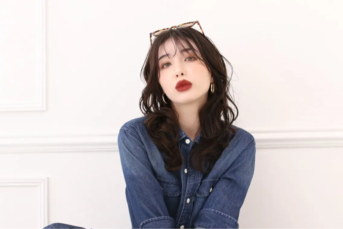 セミロング レイヤーカット カット ヘアカラー トリートメント レイヤーカット /朝尾愛花のヘアスタイル