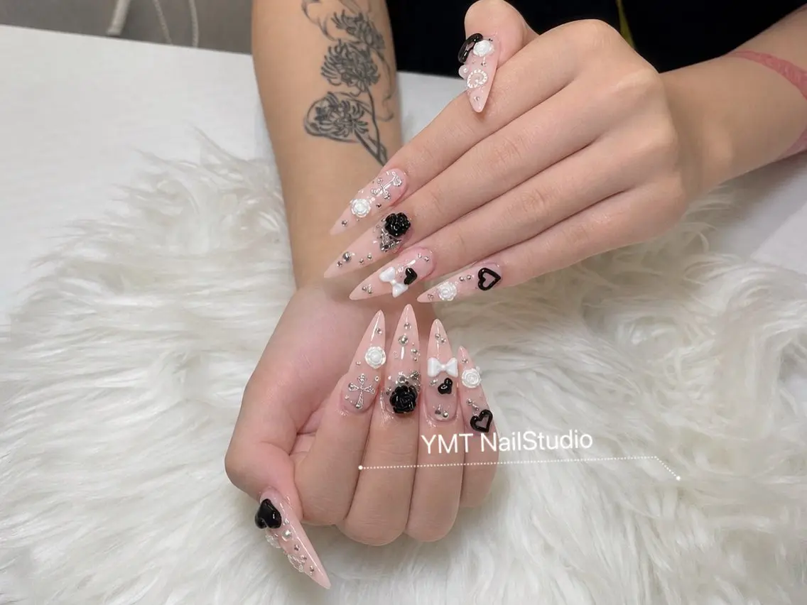 ネイル ハンドネイル YMT NailStudioのネイルデザイン