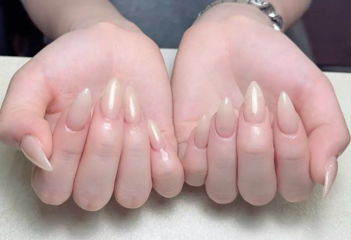 ネイル 長さ出し フットネイル フレンチネイル ジェルネイル ガラスフレンチ ハンドネイル 中野駅から2分 MEO NAILのネイルデザイン
