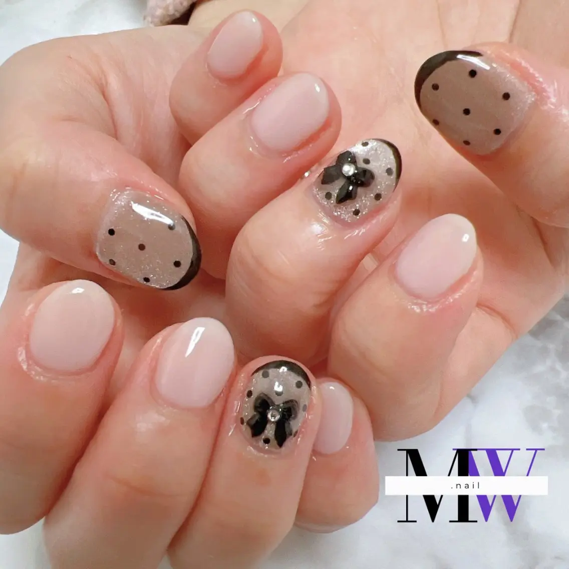 ネイル ドット マグネットネイル リボン ハンドネイル MW .nailのネイルデザイン