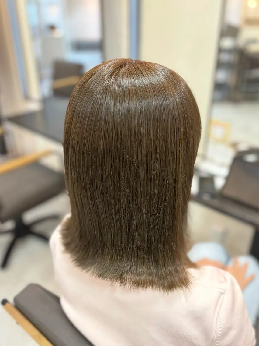 ミディアム ヘアカラー トリートメント 縮毛矯正/艶カラー Yuzuのヘアスタイル