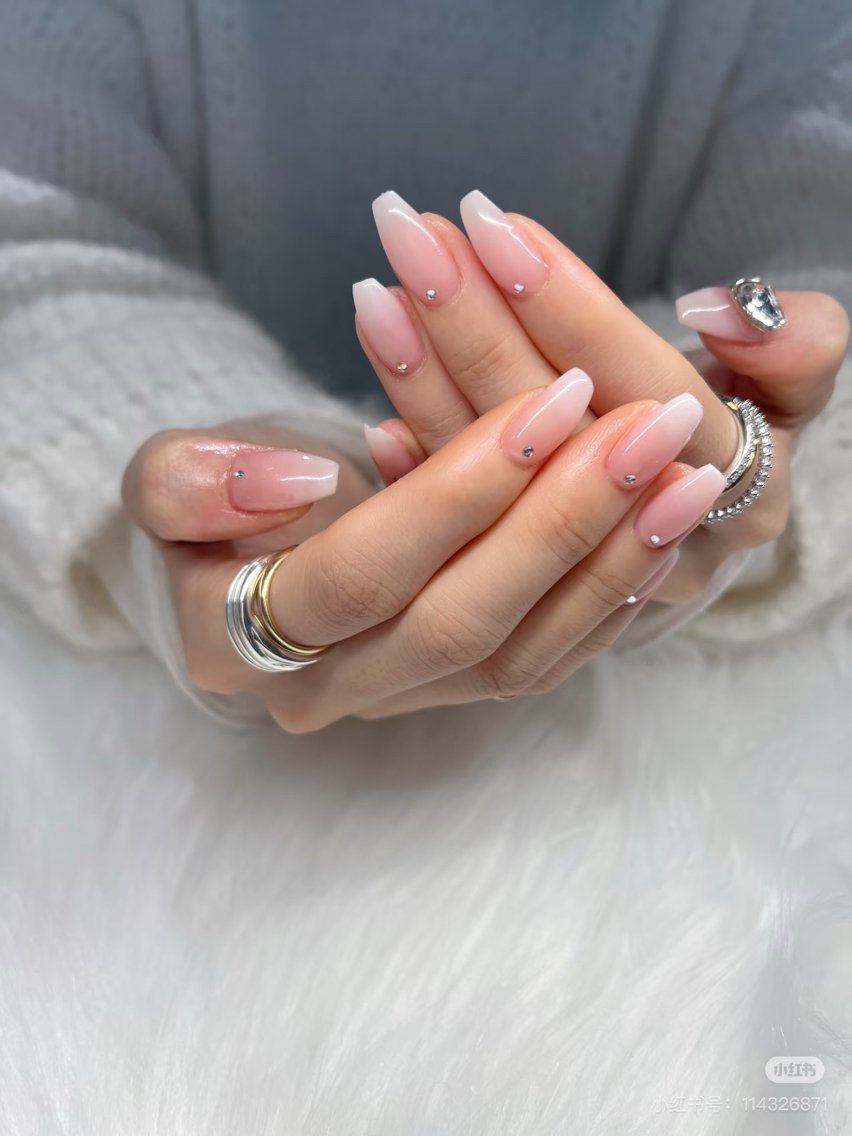 ネイル キラキラ🌸🌸🌸 nail ⭐️✨のネイルデザイン
