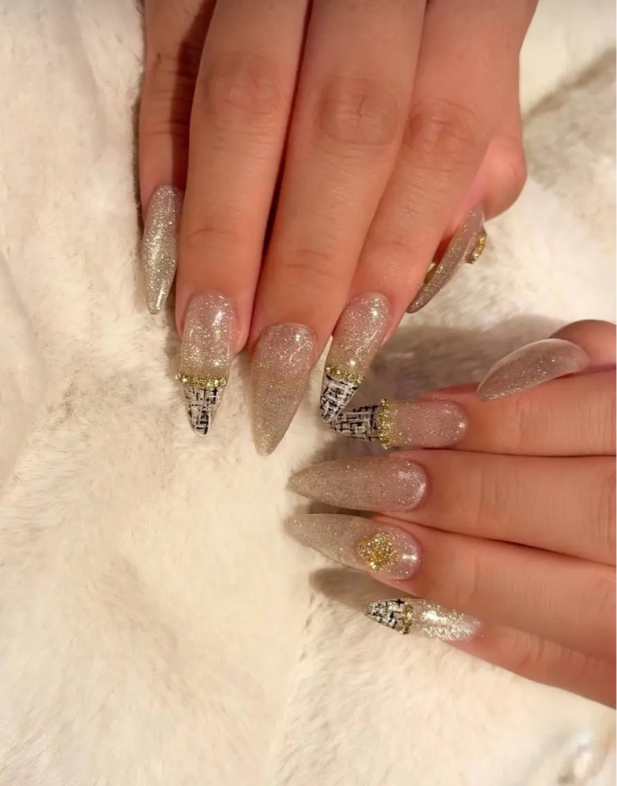 ネイル 韓国ネイル ニュアンスネイル シンプルネイル 春ネイル ワンホンネイル Nihonthy Nail 新宿のネイルデザイン