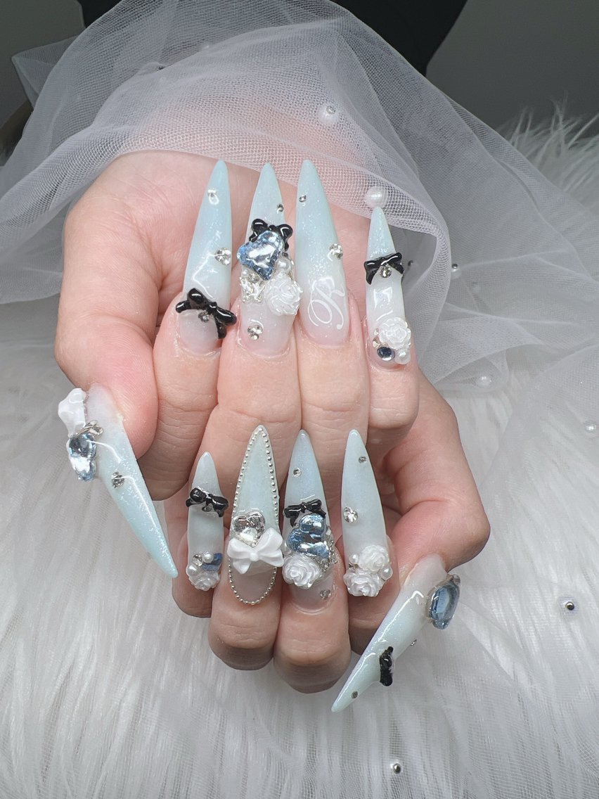 ネイル ハンドネイル Lee  Nails リーリンのネイルデザイン