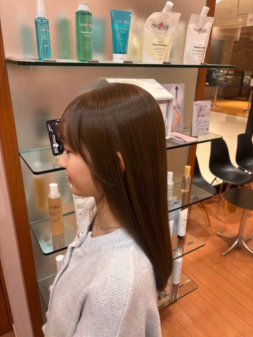 ロング カラー 伊藤 あいのヘアスタイル