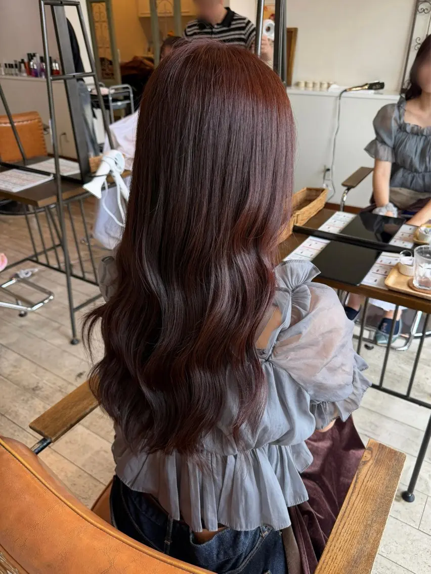 ロング レッドブラウン ヘアカラー set-up juriのヘアスタイル