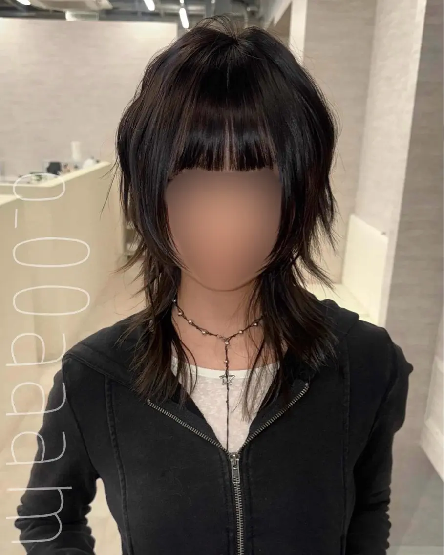 セミロング ハッシュカット カット 韓国タッセルカット レイヤーカットのヘアスタイル