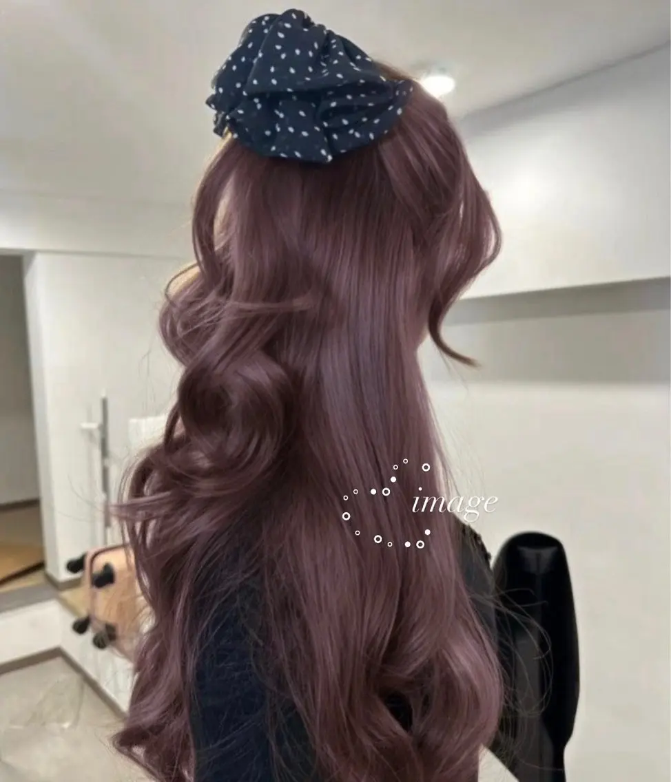 ロング ヘアカラー 淡色ラベンダー♡ ニーナ🎀🦙のヘアスタイル