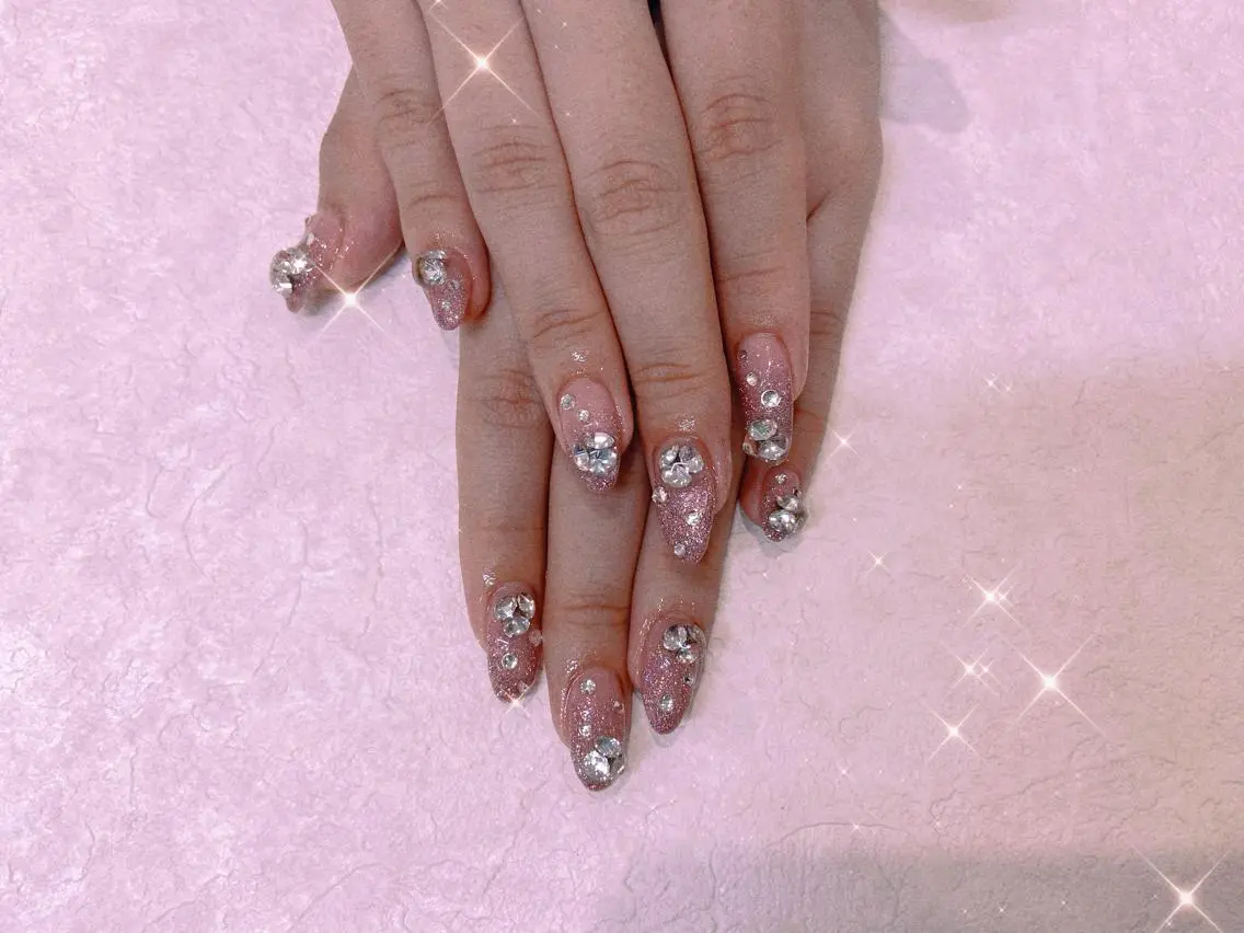ネイル アートネイル フラッシュネイル フラワーネイル フットネイル フレンチネイル Moci Nail Salonのネイルデザイン