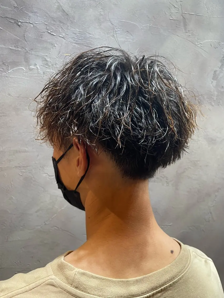 ショート パーマ メンズ メンズパーマ ツイストスパイラルパーマ スパイラルパーマ 清水 江里香のヘアスタイル