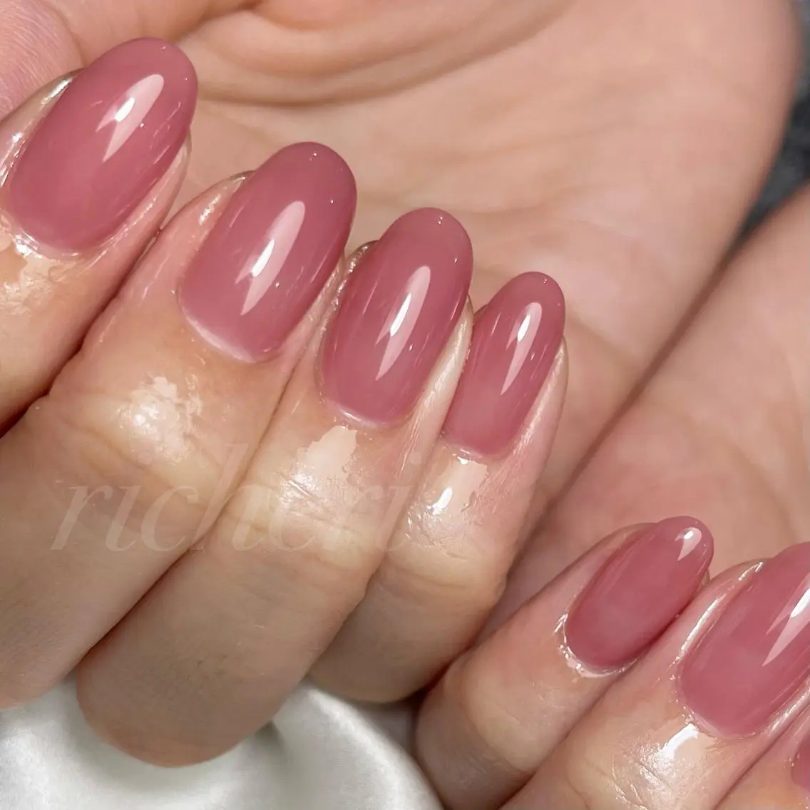 ミディアム ネイル ハンドネイル richeri beautyのエステ・リラクイメージ